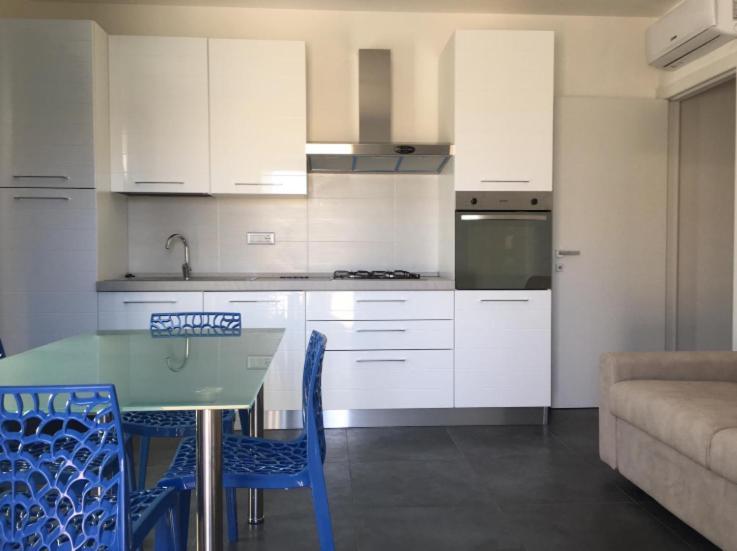 Casa Vacanza Colors Порто-Торрес Экстерьер фото