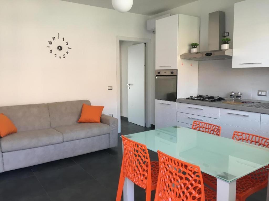 Casa Vacanza Colors Порто-Торрес Экстерьер фото